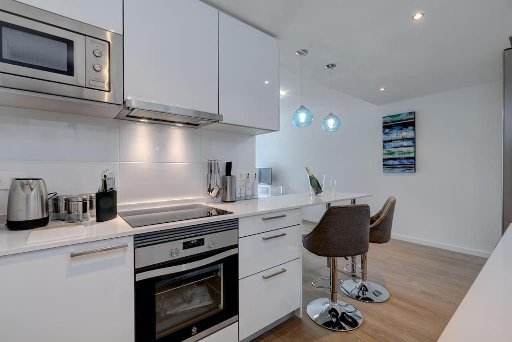 Brand New Modern Ground Floor In With Rooftop Pool And Gym Apartament Marbella